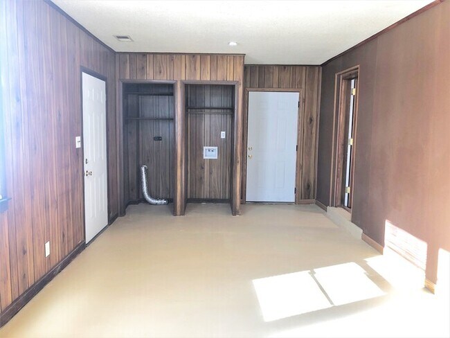 Photo - 1473 Haviland Cir