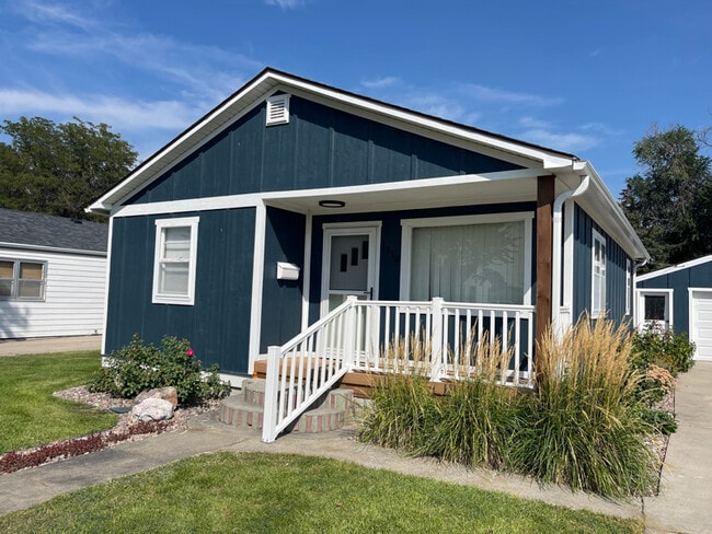 Photo - 1113 Avenue E
