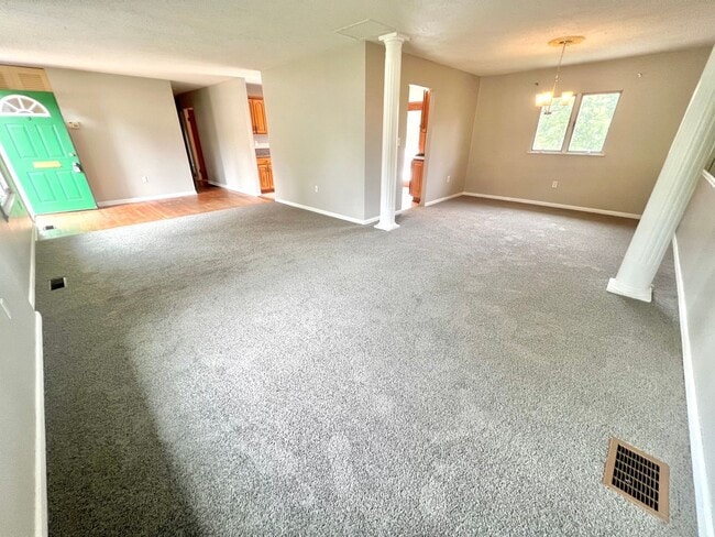 Photo - 3 Bed 2 Bath- Hopewell Township Pa!