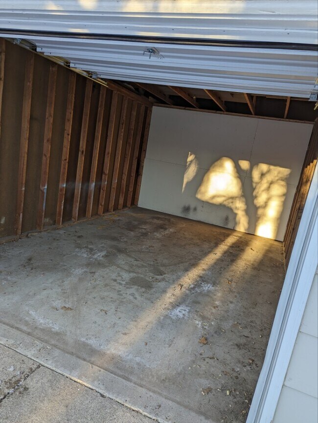 Photo - 417 S Driftwood St