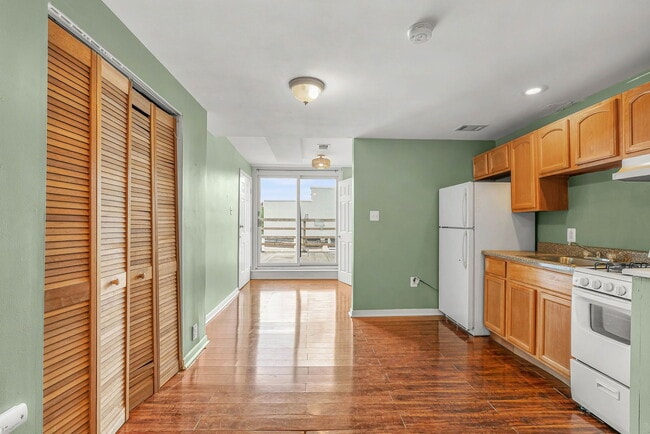 Photo - 909 S 21st St
