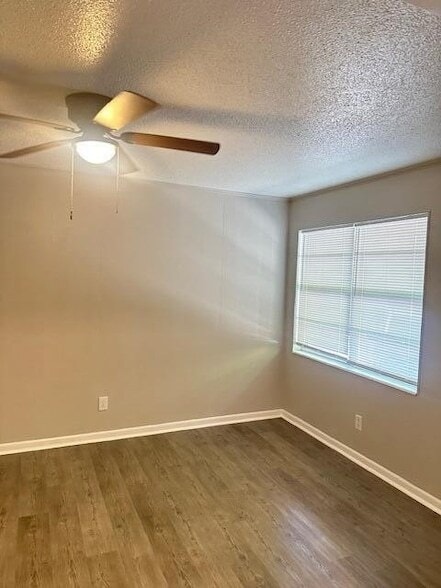 Photo - 363 Highland Ave NW