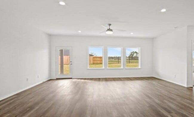 Photo - 3008 Emerald Ocean Dr