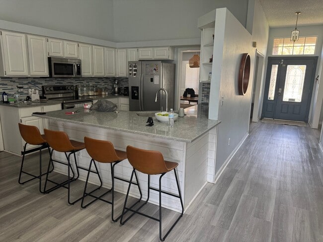 Photo - 12382 Running River Rd S