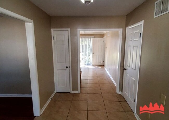 Photo - 1251 Singing Trees Dr