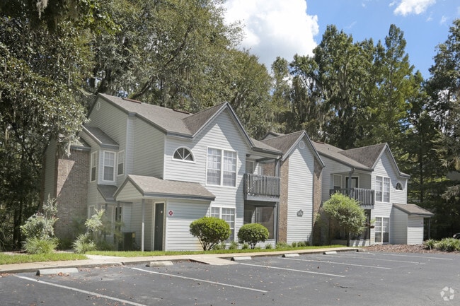 Photo - Spyglass Apartments