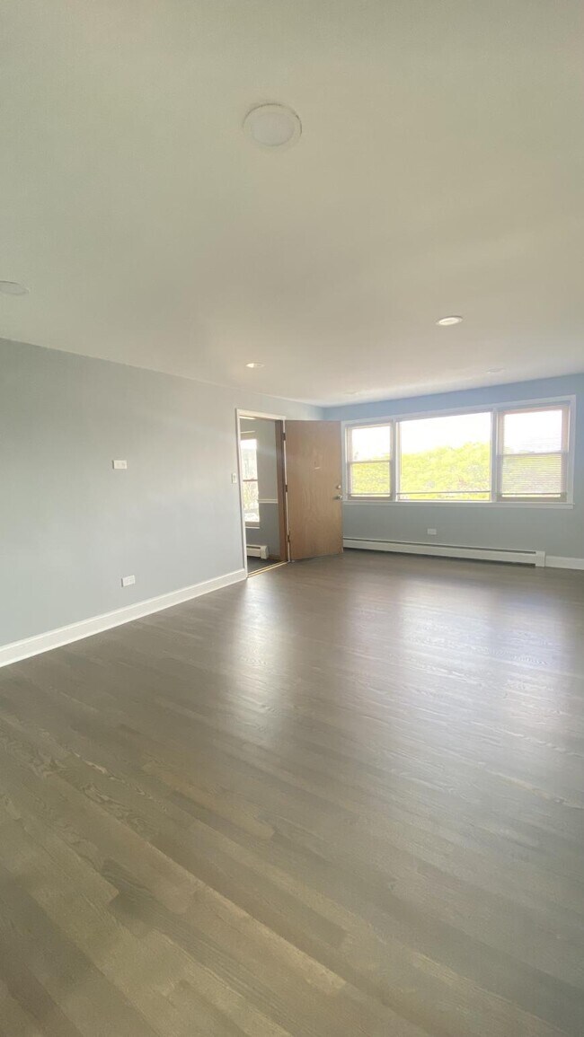 Photo - 2 bedroom in Chicago IL 60634 Unit 3N