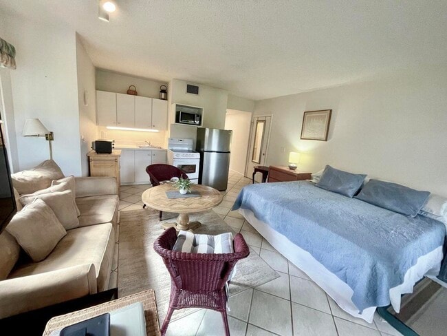 Photo - 11863 Wimbledon Cir Unidad 447
