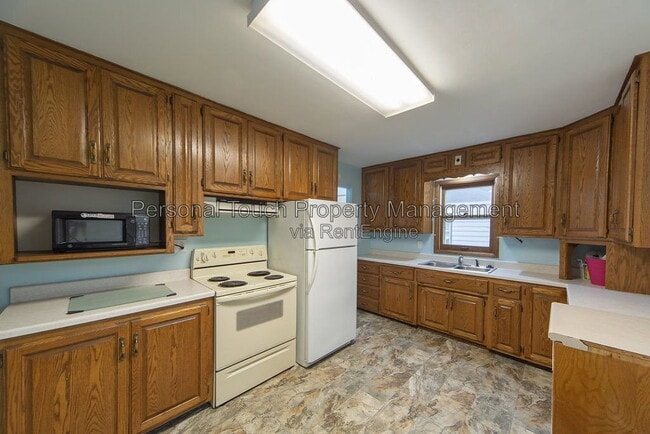 Photo - 1422 11th St N