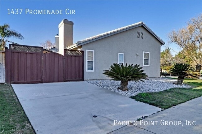 Photo - 1437 Promenade Cir