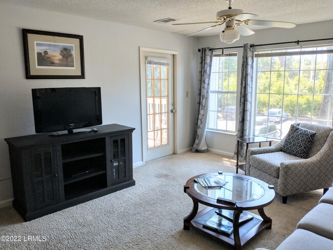 Photo - 1231 Ladys Island Dr Unidad 221