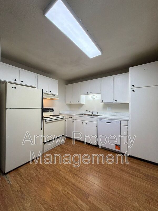 Photo - 2002 Washington St