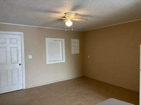 Photo - 10545 Seminole Blvd