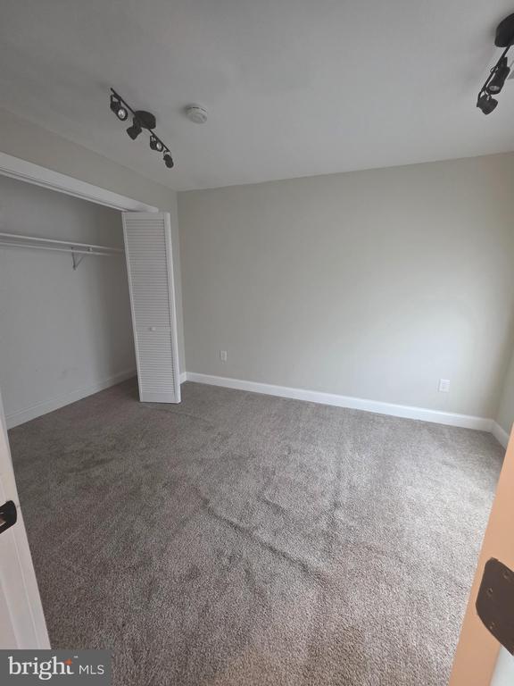 Photo - 5230 Breezy Point Rd