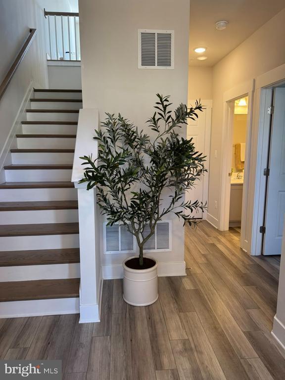 Photo - 7919 Wormans Mill Rd