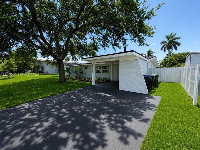 Photo - 2649 Key Largo Ln
