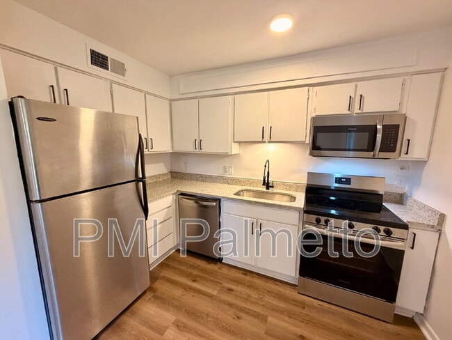 Photo - 1232 Grove Park Ln