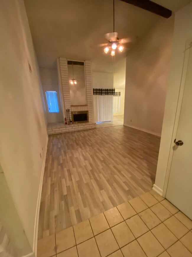 Photo - 2 Bedroom Condo in Gated Community!