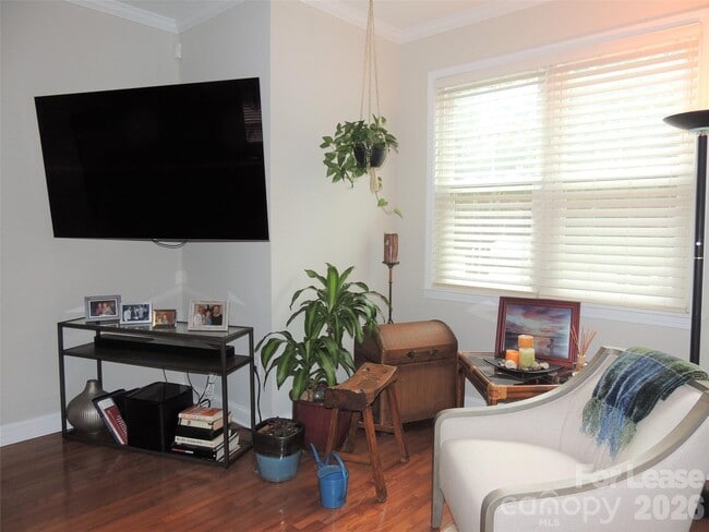 Photo - 222 S Torrence St