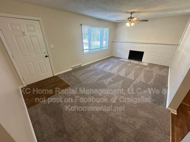 Photo - 6401 W 72nd Terrace