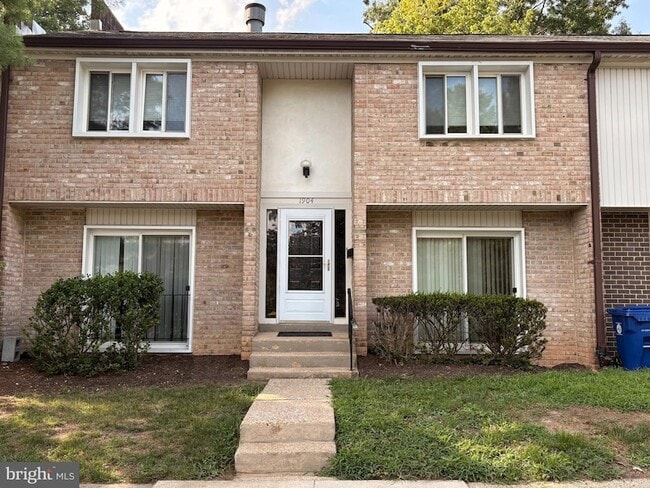 Building Photo - 1904 Greenberry Rd Rental