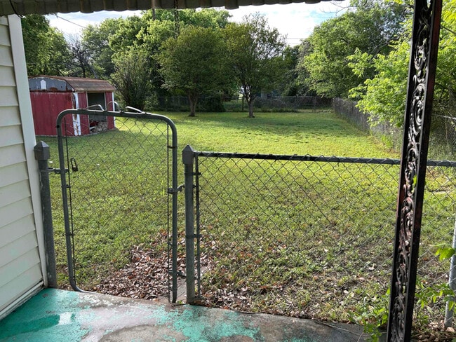 Photo - 1008 Pecan Ave