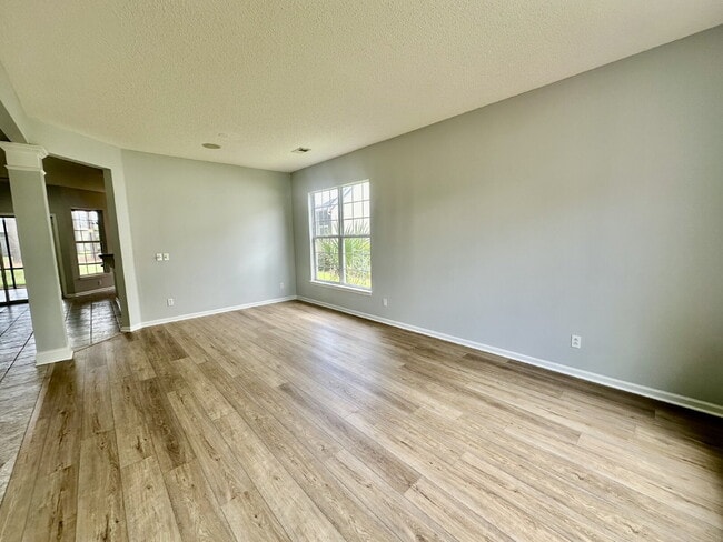 Photo - Outstanding Two Bedroom Home in Sun City!