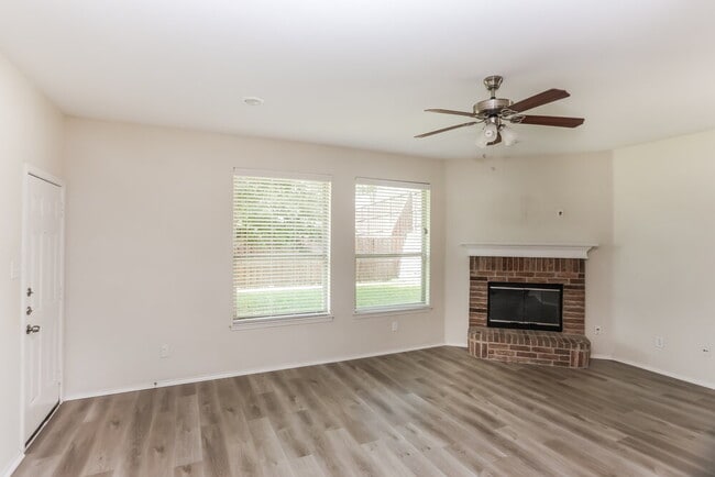 Photo - 6816 Clarktown Ct