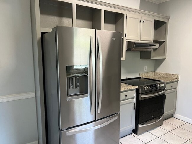 Photo - 4/2.5 located in Pinehurst subdivision