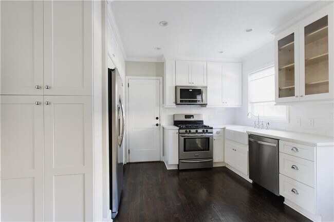 Photo - 36 Sheridan Dr NE Unit A2