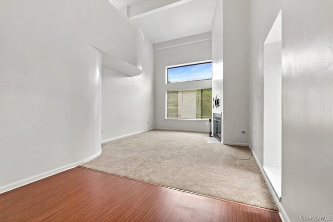 Photo - 352 N Greeley Ave