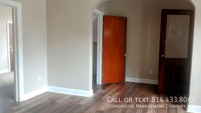 Photo - 241 E 10th St Unit 1