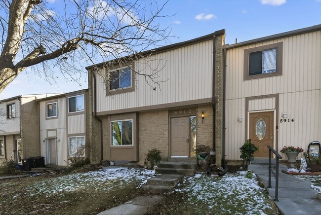 Building Photo - 4 Bed 3.5 Bath in Gaithersburg