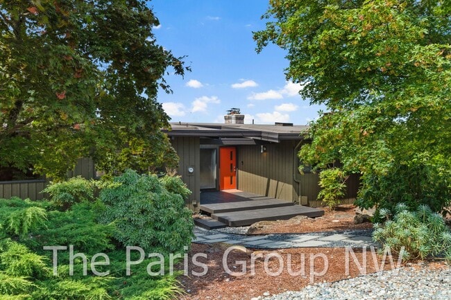 Photo - Extraordinary 4BR, 4200sf Mid Century Water View Home with Amazing Outdoor Spaces