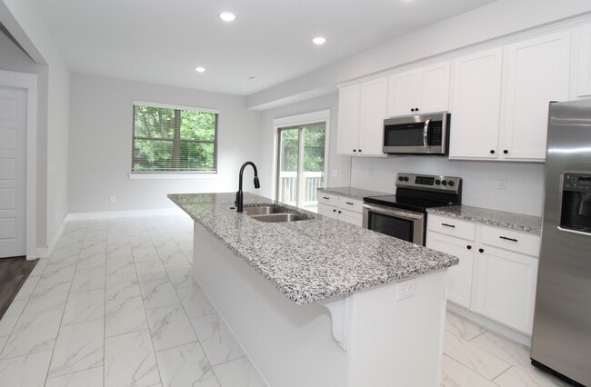 Photo - 11 Hillswick Dr