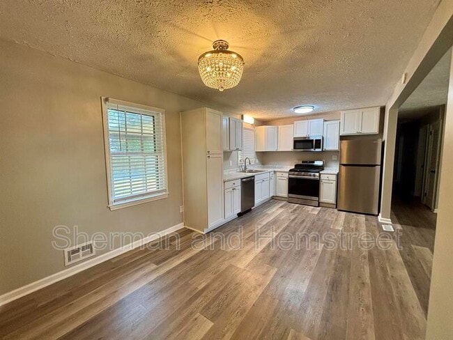 Photo - 216 Weldon Rd