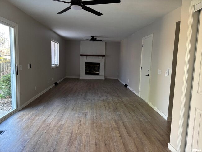 Photo - 3326 Jennings Dr