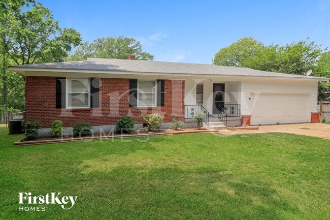 Photo - 3021 Chaucer Ln