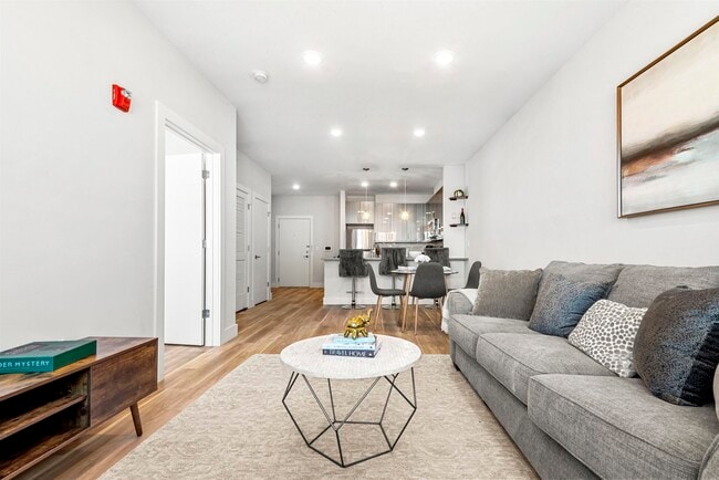 Photo - 271 Sip Ave Unit 411