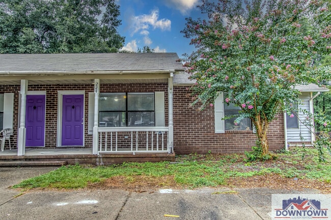 Building Photo - 216 Patton Dr Rental