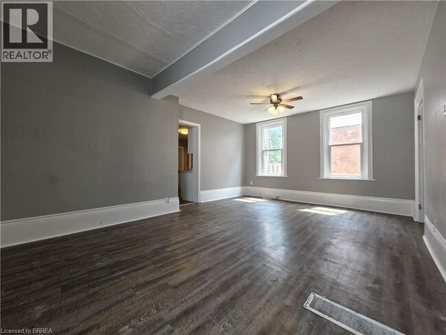 Photo - 109 Sydenham St
