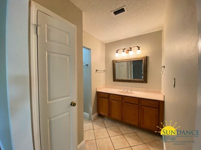 Photo - Beautiful 3 Bedroom Home in Willow Bend