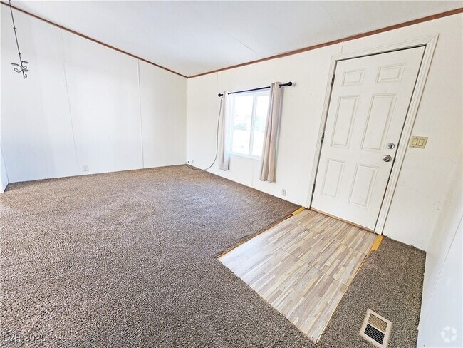 Building Photo - 1700 Keenan Way Rental
