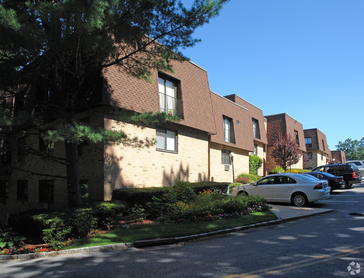 Photo - Edgemont Apartments