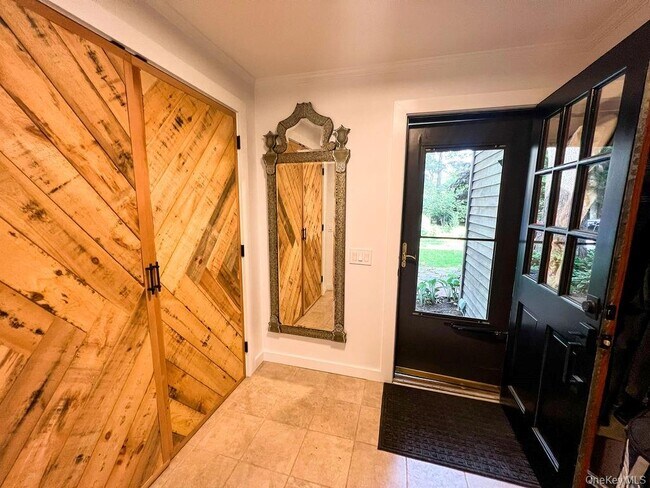 Photo - 1045 Wagon Wheel Ln