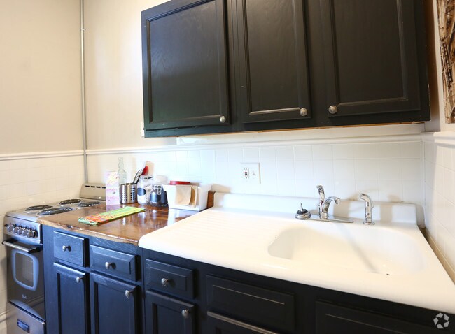 Photo - The Hamilton