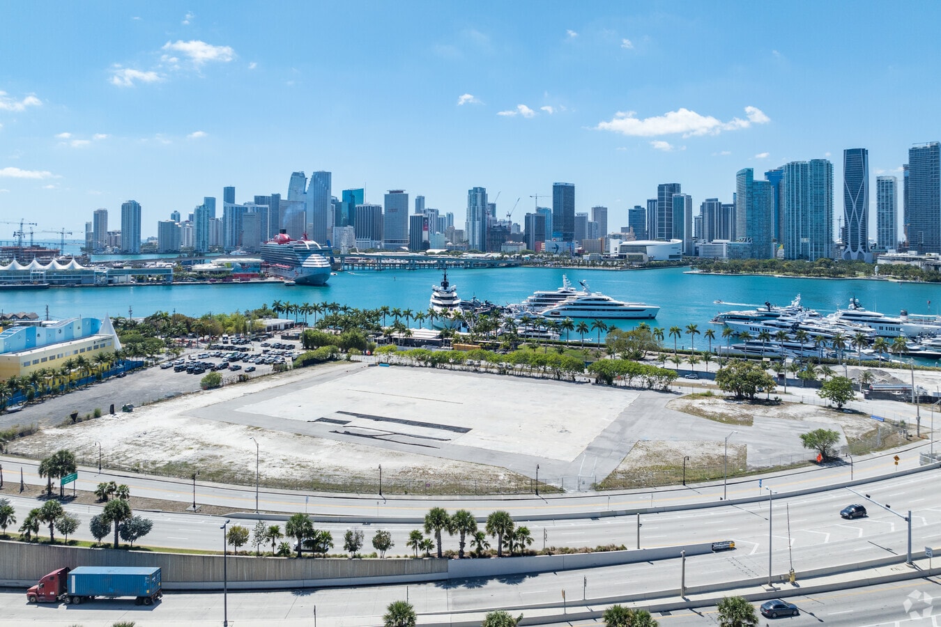 Photo - Excel Miami Apartments