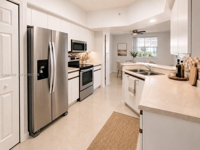 Building Photo - 3205 NE 184th St Unit 9306
