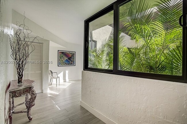 Photo - 276 Crandon Blvd Unit 276