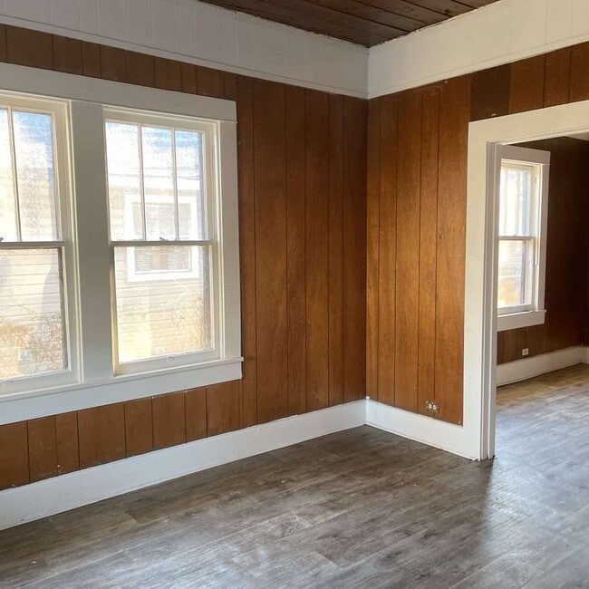 Photo - 2812 Gordon Ave